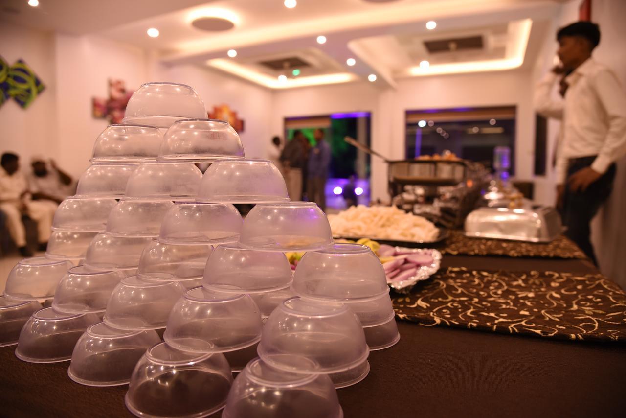 Hotel Gulmohar Pride Ahmednagar Luaran gambar