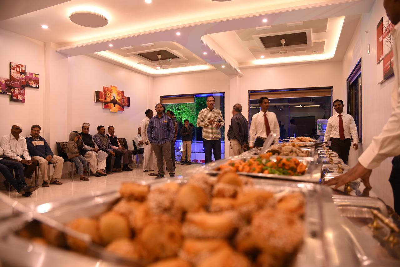 Hotel Gulmohar Pride Ahmednagar Luaran gambar